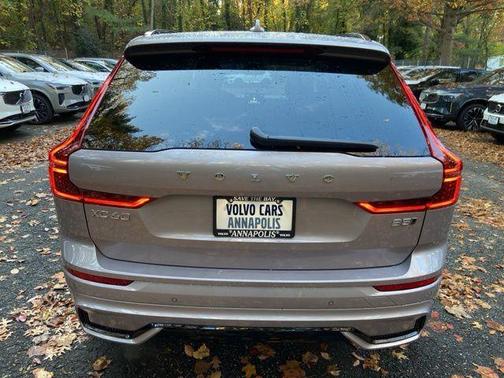 2026 Volvo XC60 B5 Plus