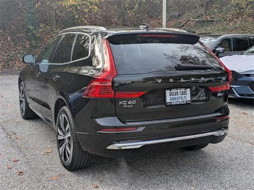 2022 Volvo XC60 B6 Inscription
