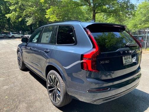 2026 Volvo XC90 B6 ULTRA