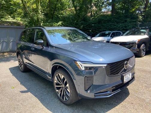 2026 Volvo XC90 B6 ULTRA