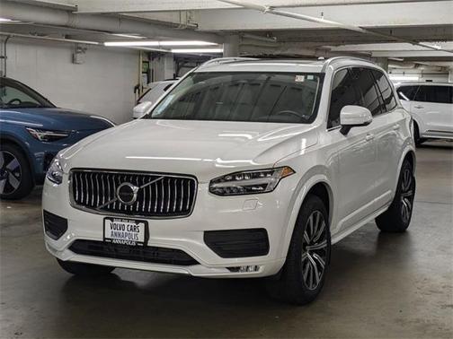 2023 Volvo XC90 B5 Core