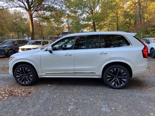 2026 Volvo XC90 B6 Ultra 7-Seater