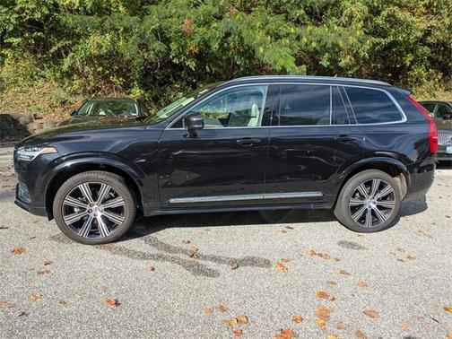 2023 Volvo XC90 B6 Ultimate 6-Seater