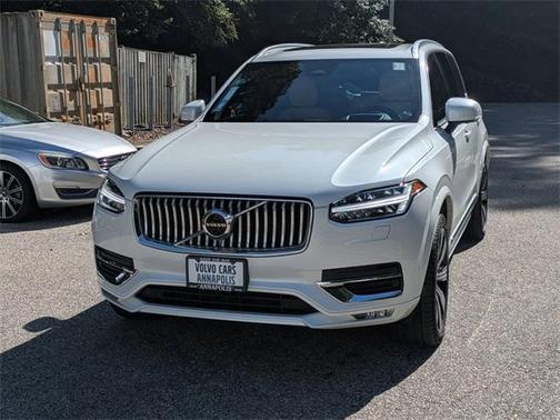 2023 Volvo XC90 B6 Ultimate 7-Seater