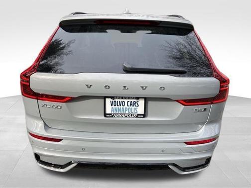 2026 Volvo XC60 B5 Ultra