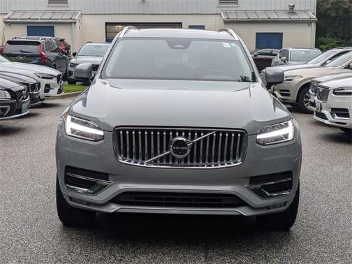 2024 Volvo XC90 B6 Plus Bright Theme 7-Seater