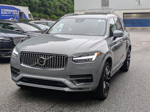 2024 Volvo XC90 B6 Plus Bright Theme 7-Seater