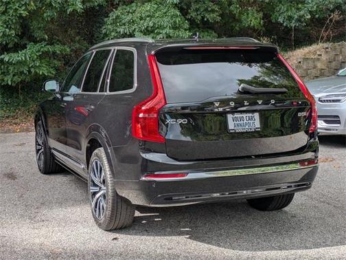 2024 Volvo XC90 B5 Core Bright Theme