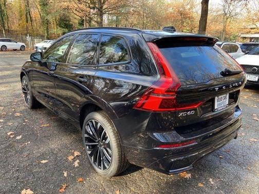2026 Volvo XC60 B5 Ultra