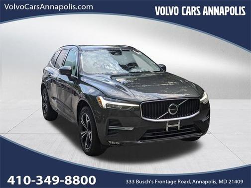 2022 Volvo XC60 B5 Momentum
