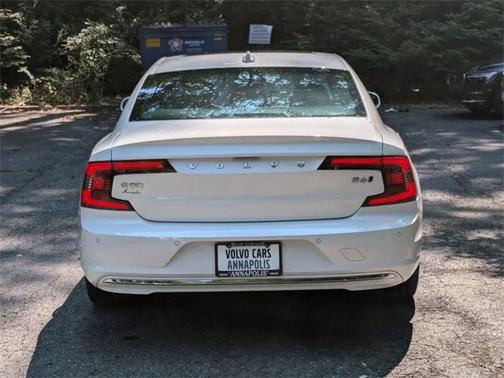 2022 Volvo S90 B6 Inscription