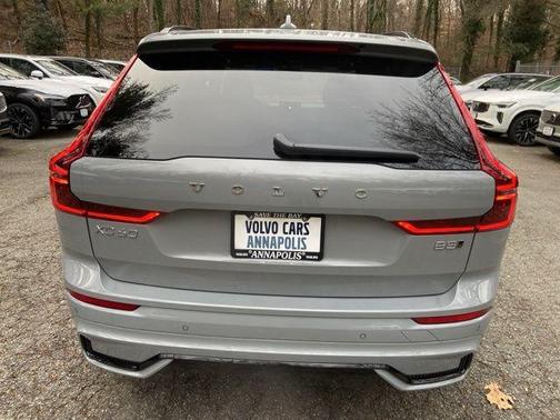 2026 Volvo XC60 B5 Plus