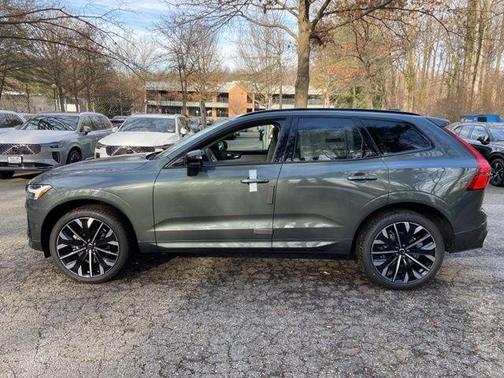 2026 Volvo XC60 B5 Ultra