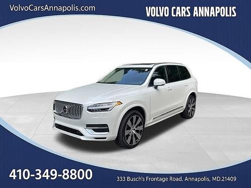 Crystal White 2024 Volvo XC90 Recharge Plug-In Hybrid Plus