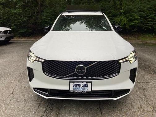 2026 Volvo XC90 T8 ULTRA