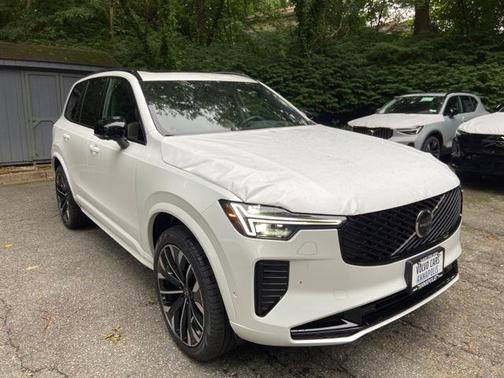 2026 Volvo XC90 T8 ULTRA