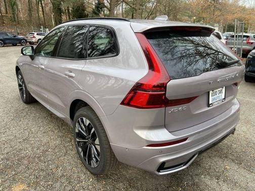 2026 Volvo XC60 B5 Plus