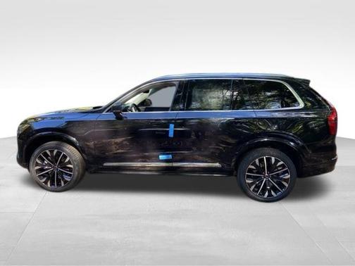 2026 Volvo XC90 B6 Ultra 7-Seater