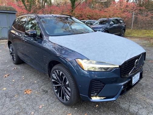 2026 Volvo XC60 B5 Ultra