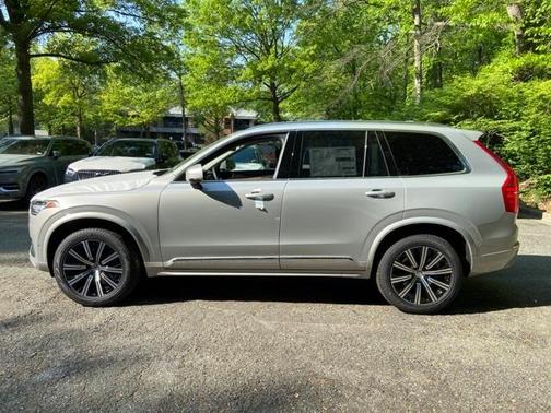 2025 Volvo XC90 B6 Plus 7-Seater