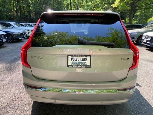 2025 Volvo XC90 B6 Plus 7-Seater