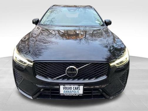 2026 Volvo XC60 B5 Ultra