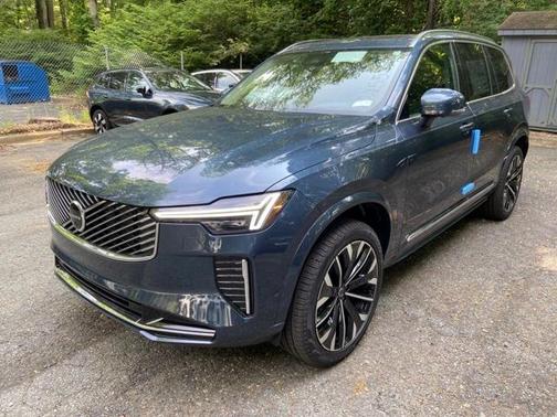 2025 Volvo XC90 B6 Ultra