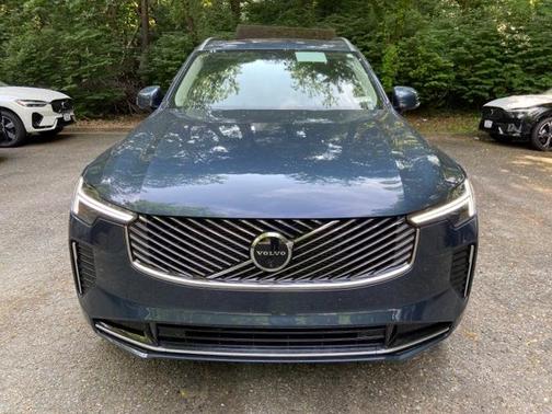 2025 Volvo XC90 B6 Ultra
