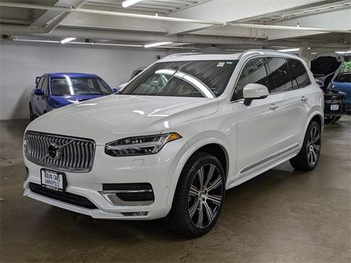2022 Volvo XC90 T6 Inscription 7 Passenger