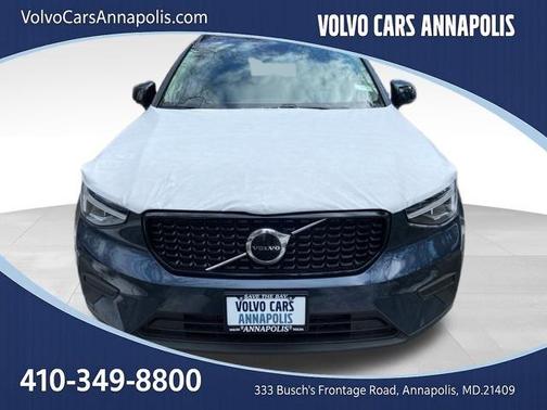 2026 Volvo XC40 B5 Core