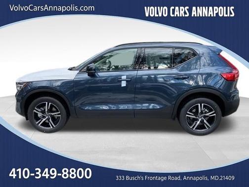 2026 Volvo XC40 B5 Core