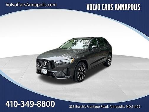 Platinum Grey 2023 Volvo XC60 Plus