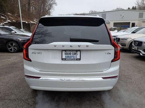 2025 Volvo XC90 Plug-In Hybrid T8 Ultra 7-Seater