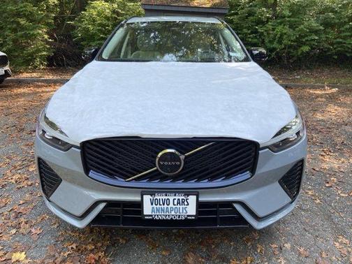 2026 Volvo XC60 B5 Ultra