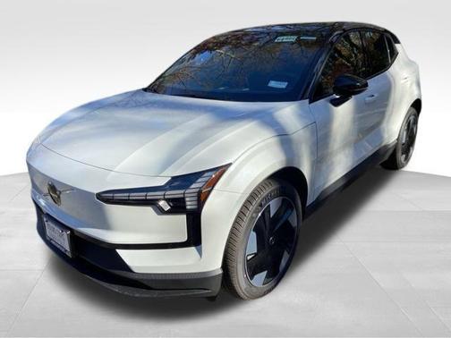 2025 Volvo EX30 Twin Motor Plus