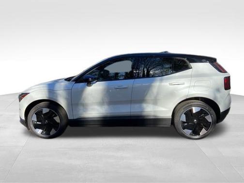2025 Volvo EX30 Twin Motor Plus