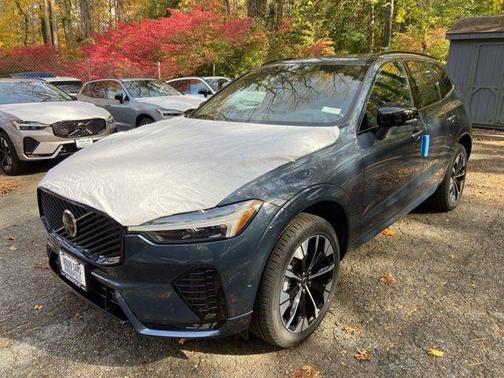 2026 Volvo XC60 B5 Plus