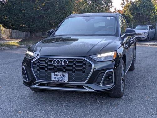2023 Audi Q5 45 S line quattro Premium