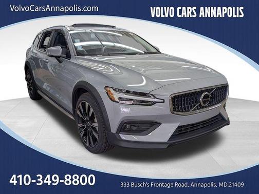 2025 Volvo V60 Cross Country B5 Ultra