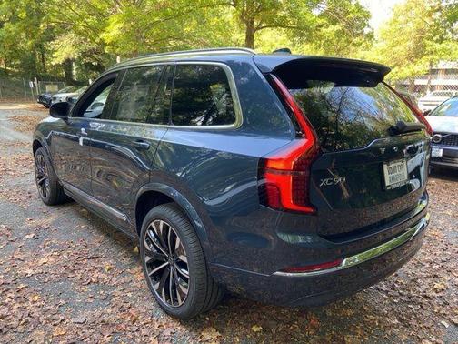 2026 Volvo XC90 B5 Plus 7-Seater