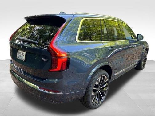 2026 Volvo XC90 B5 Plus 7-Seater