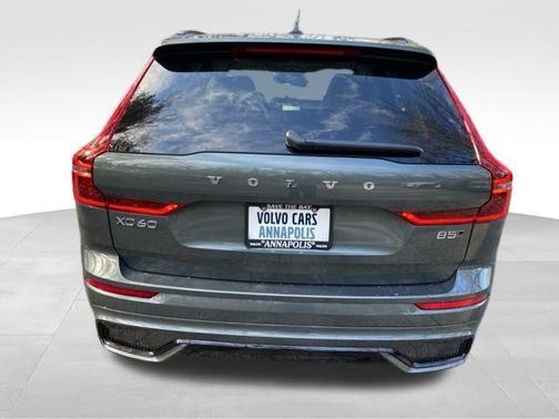 2026 Volvo XC60 B5 Ultra