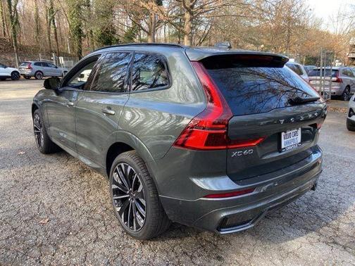 2026 Volvo XC60 B5 Ultra