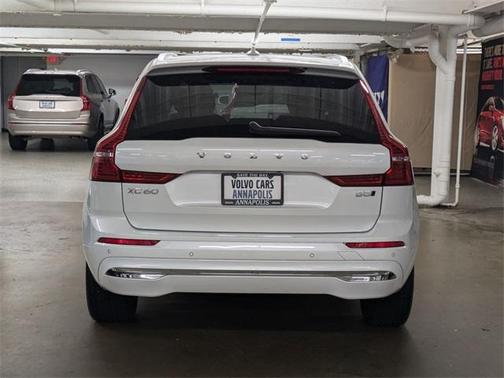 2023 Volvo XC60 B5 Plus Bright Theme