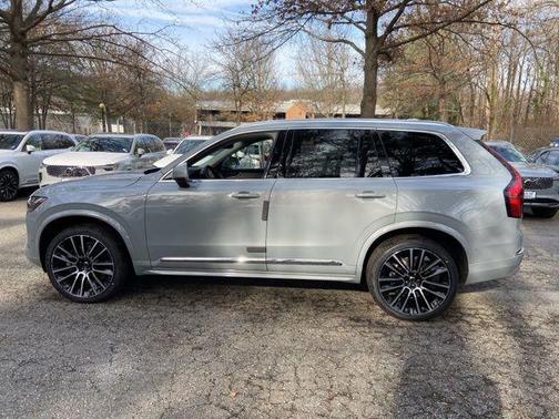 2026 Volvo XC90 B6 Plus 7-Seater