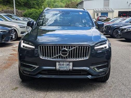 2022 Volvo XC90 T6 Inscription 7 Passenger
