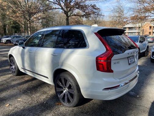 2025 Volvo XC90 Plug-In Hybrid T8 Plus 7-Seater