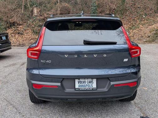 2022 Volvo XC40 Recharge Pure Electric P8 Twin Ultimate