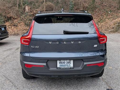 2022 Volvo XC40 Recharge Pure Electric P8 Twin Ultimate