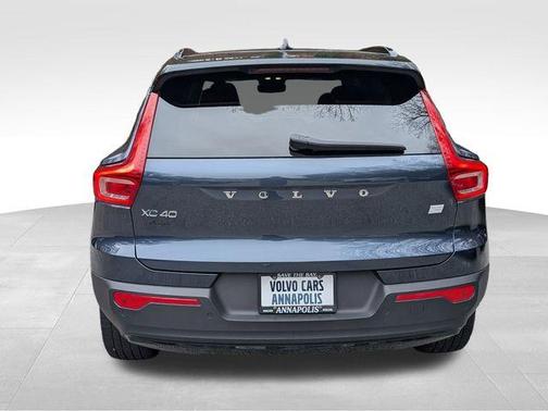 2022 Volvo XC40 Recharge Pure Electric P8 Twin Ultimate